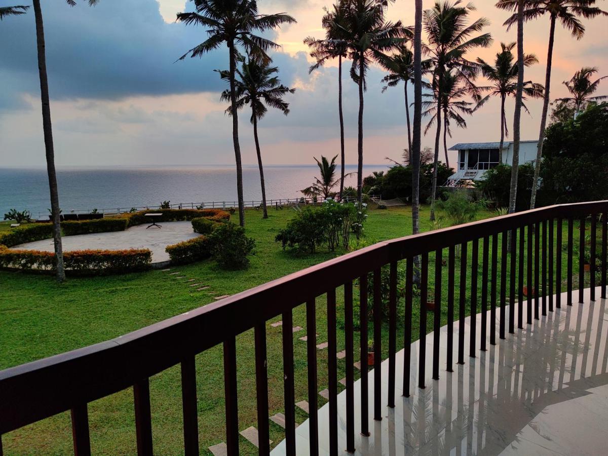 Pura Vida Varkala Hotel Екстериор снимка