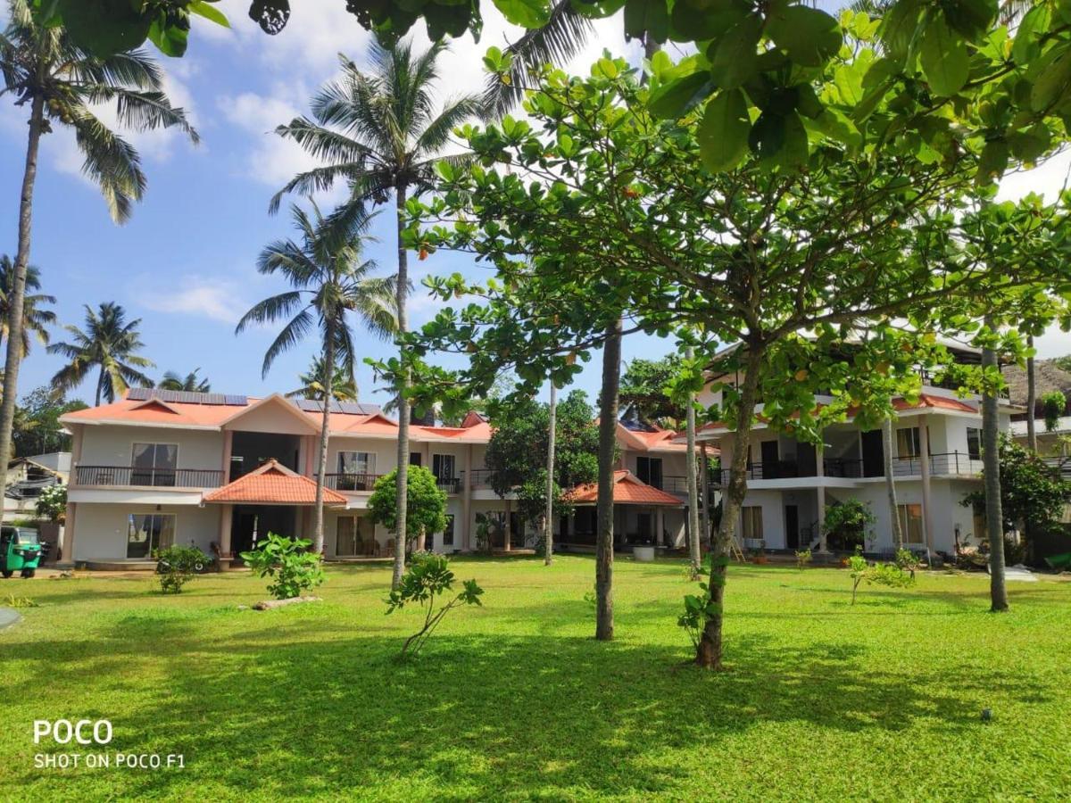 Pura Vida Varkala Hotel Екстериор снимка
