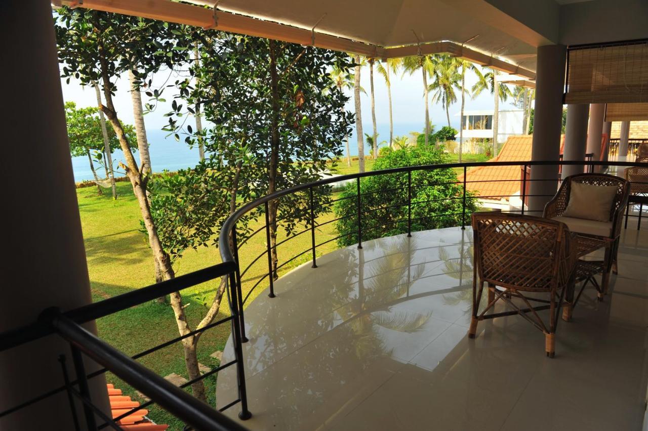 Pura Vida Varkala Hotel Екстериор снимка