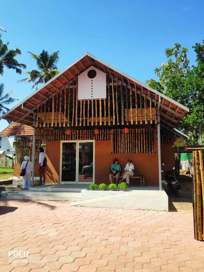 Pura Vida Varkala Hotel Екстериор снимка